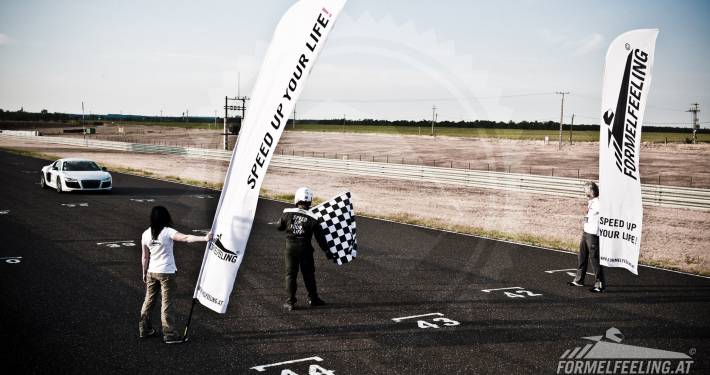 VERLIEBT, VERLOBT, VER-FORMEL-T - Motorsport-Events von FORMELFEELING